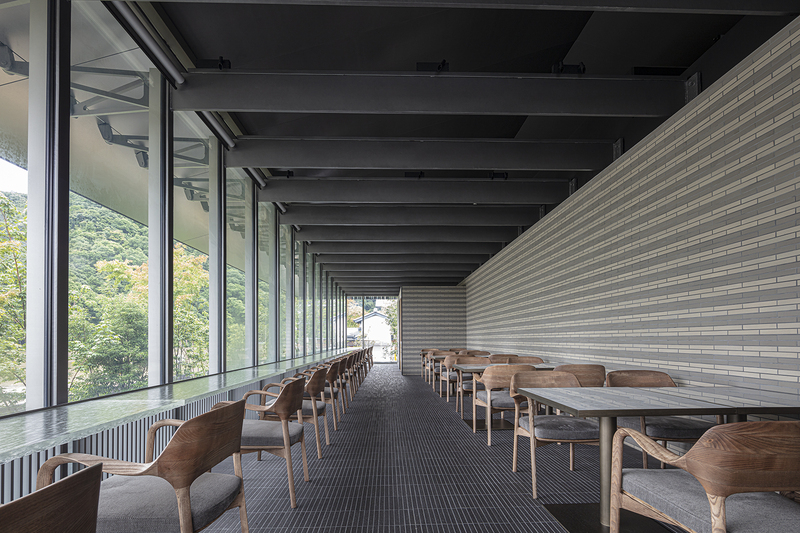 MUNI LA TERRASSE|ムニ ラ・テラス