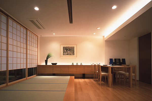 UCHIDA_DESIGN_2001
